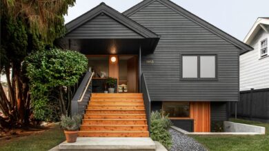 benjamin moore wrought iron